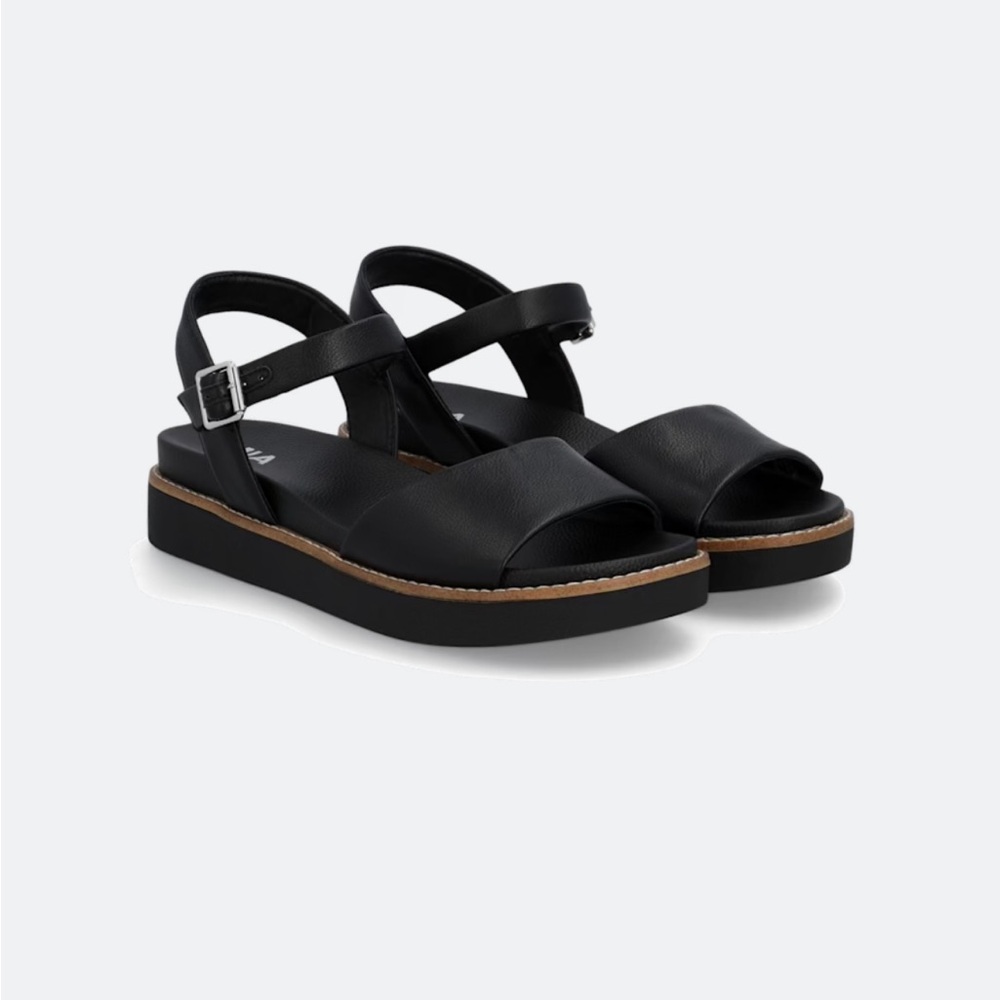 MIA Black Sandals